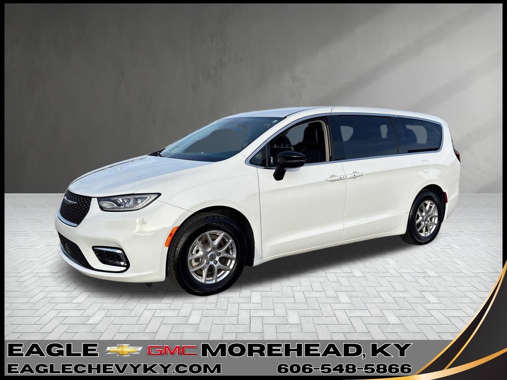 2024 Chrysler Pacifica Touring L FWD