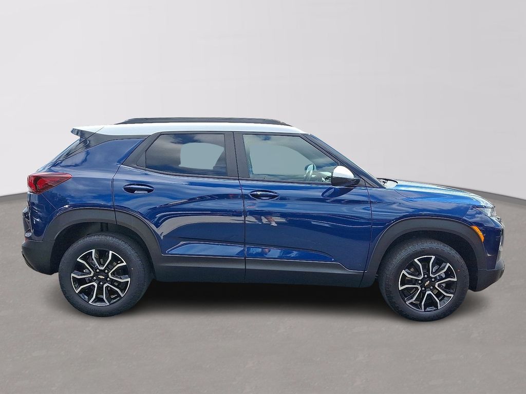Thumbnail: 2022 Chevrolet TrailBlazer - 7