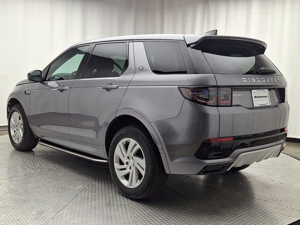 Thumbnail: 2025 Land Rover Discovery Sport - 6