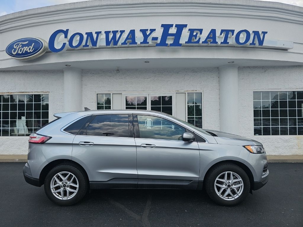 Iconic Silver Metallic 2023 Ford Edge SUV / Crossover All-Wheel Drive 8-Speed Automatic