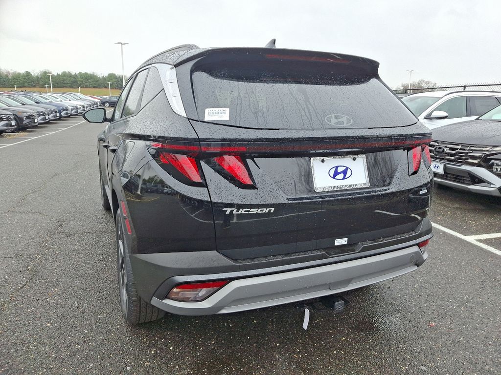 2025 Hyundai Tucson SEL 3