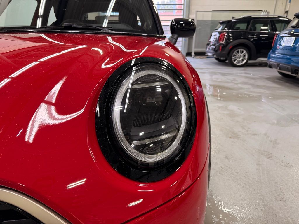 Thumbnail: 2026 MINI Cooper - 9