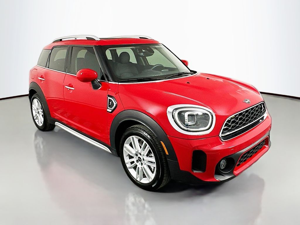 2024 MINI Cooper Countryman Signature 3