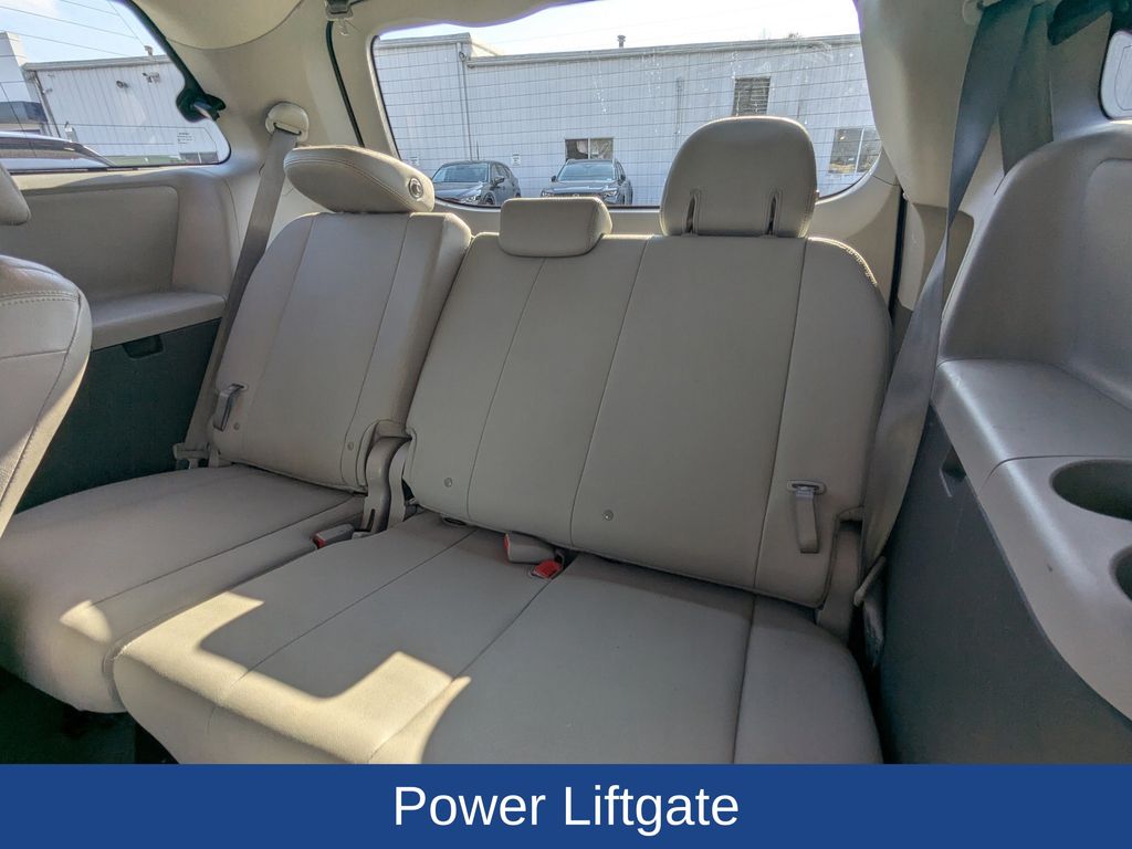 2018 Toyota Sienna XLE Premium 7 Passenger