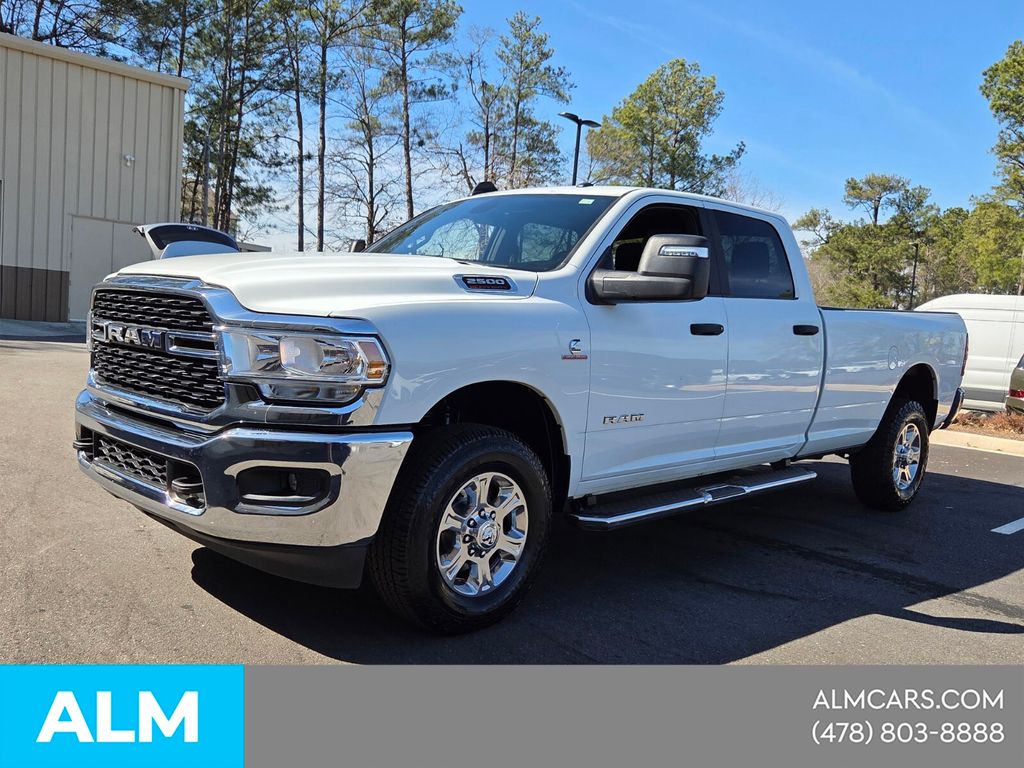 Bright White Clearcoat 2024 RAM 2500 Big Horn Crew Cab LB 4WD Pickup Truck Four-Wheel Drive 6-Speed Automatic