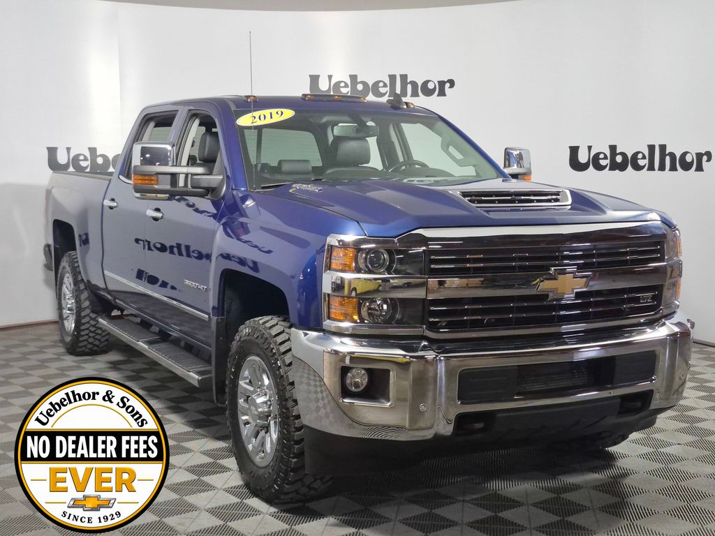 Deep Ocean Blue Metallic 2019 Chevrolet Silverado 3500HD Pickup Truck Four-Wheel Drive 6-Speed Automatic