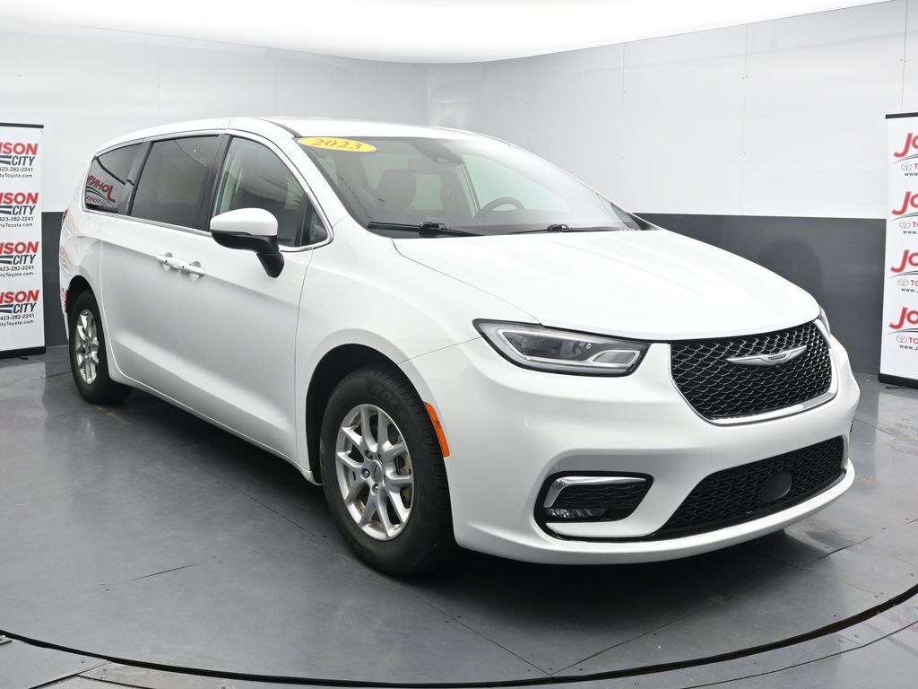 2023 Chrysler Pacifica