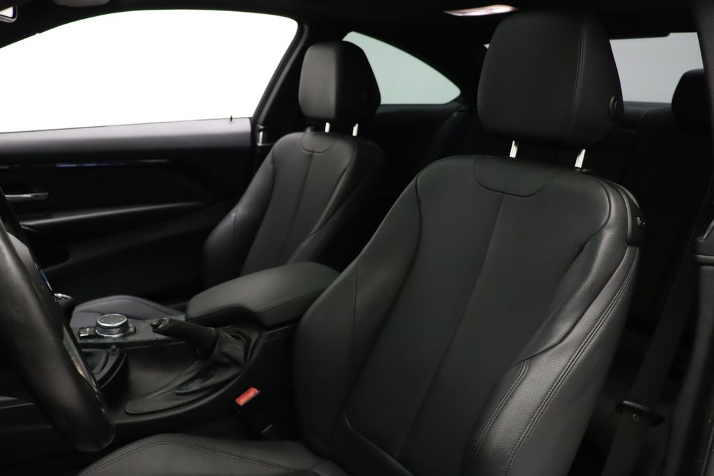 Thumbnail: 2015 BMW 4 Series - 13