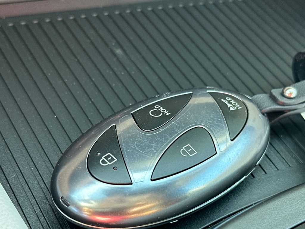 New 2026 Gray Hyundai SE image 33