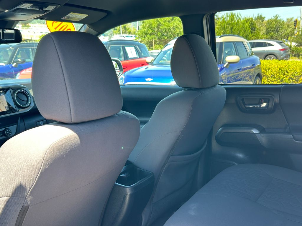 Thumbnail: 2019 Toyota Tacoma - 29