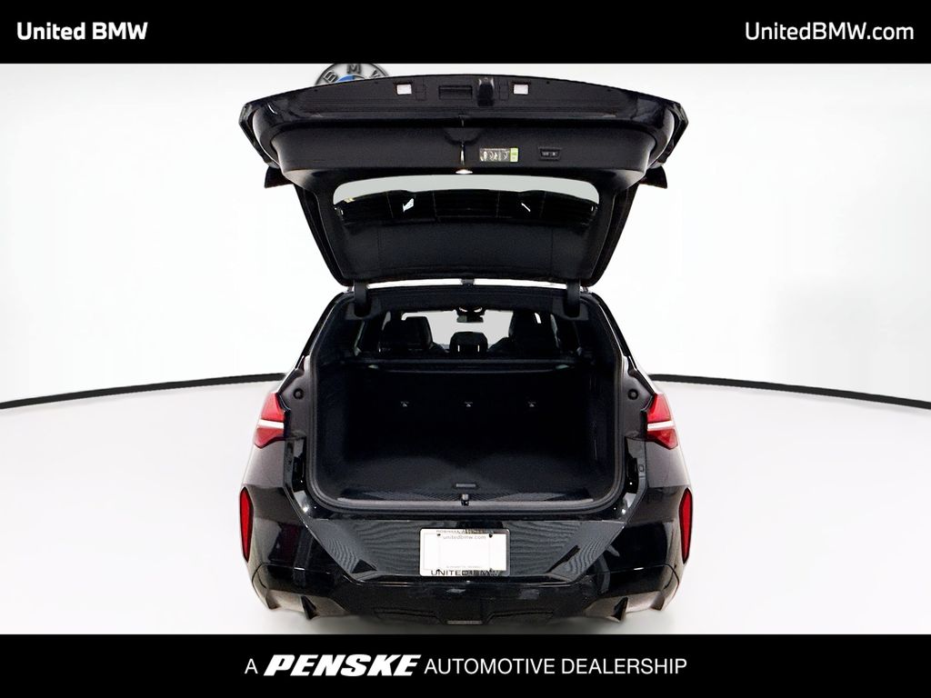 Thumbnail: 2026 BMW X3 - 14