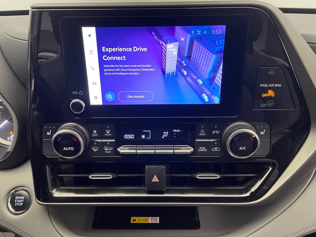 2023 Toyota Highlander XLE 25