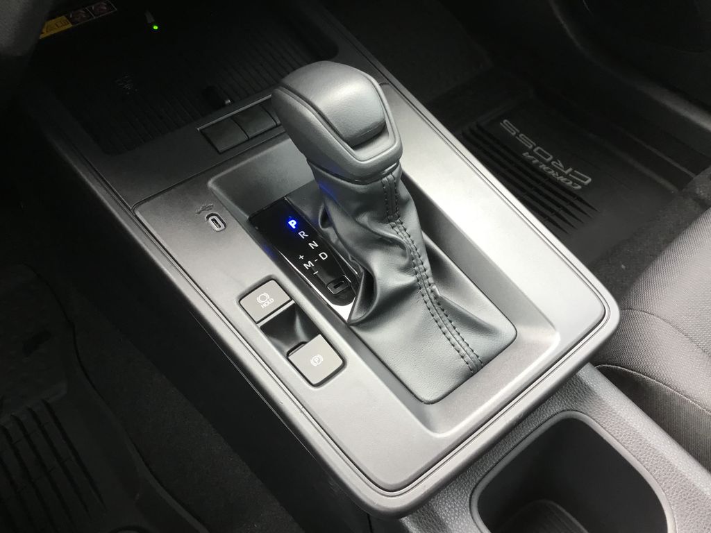 Thumbnail: 2026 Toyota Corolla Cross - 24