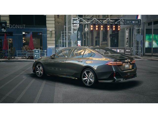 Thumbnail: 2026 BMW 5 Series - 2