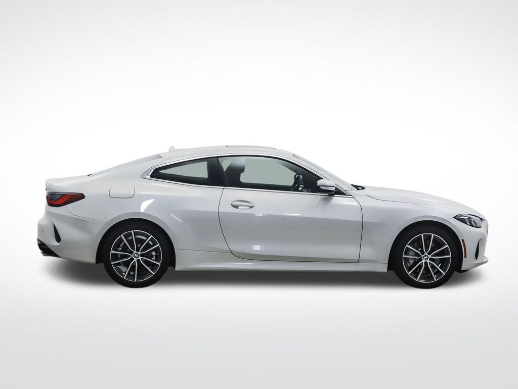 Thumbnail: 2026 BMW 4 Series - 6