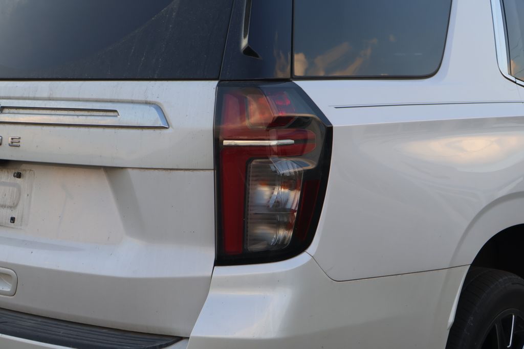 Thumbnail: 2023 Chevrolet Tahoe - 9