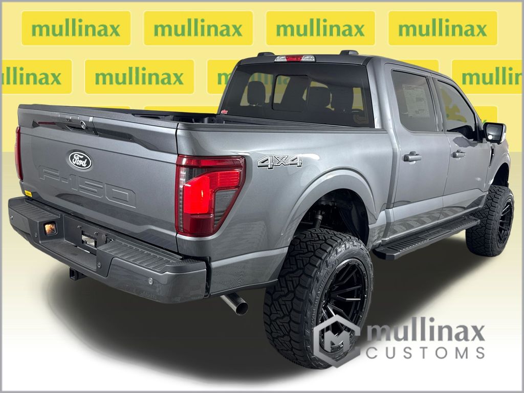 New 2026 Gray Ford XLT image 21