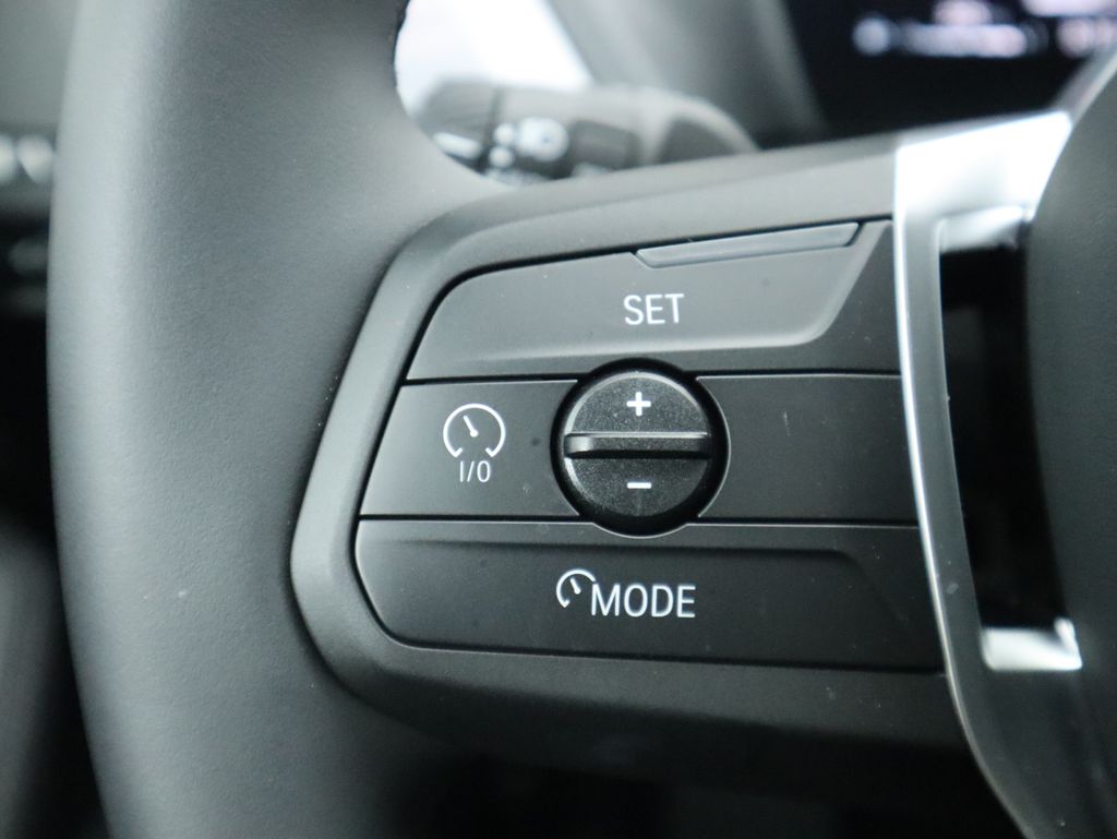 Thumbnail: 2026 BMW 2 Series - 11