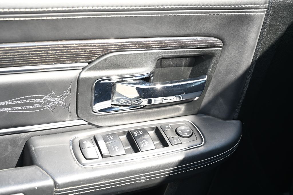 Thumbnail: 2017 RAM 1500 - 21