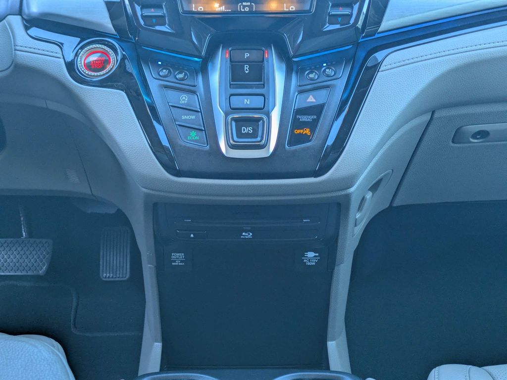 Used 2020 Honda Odyssey Van