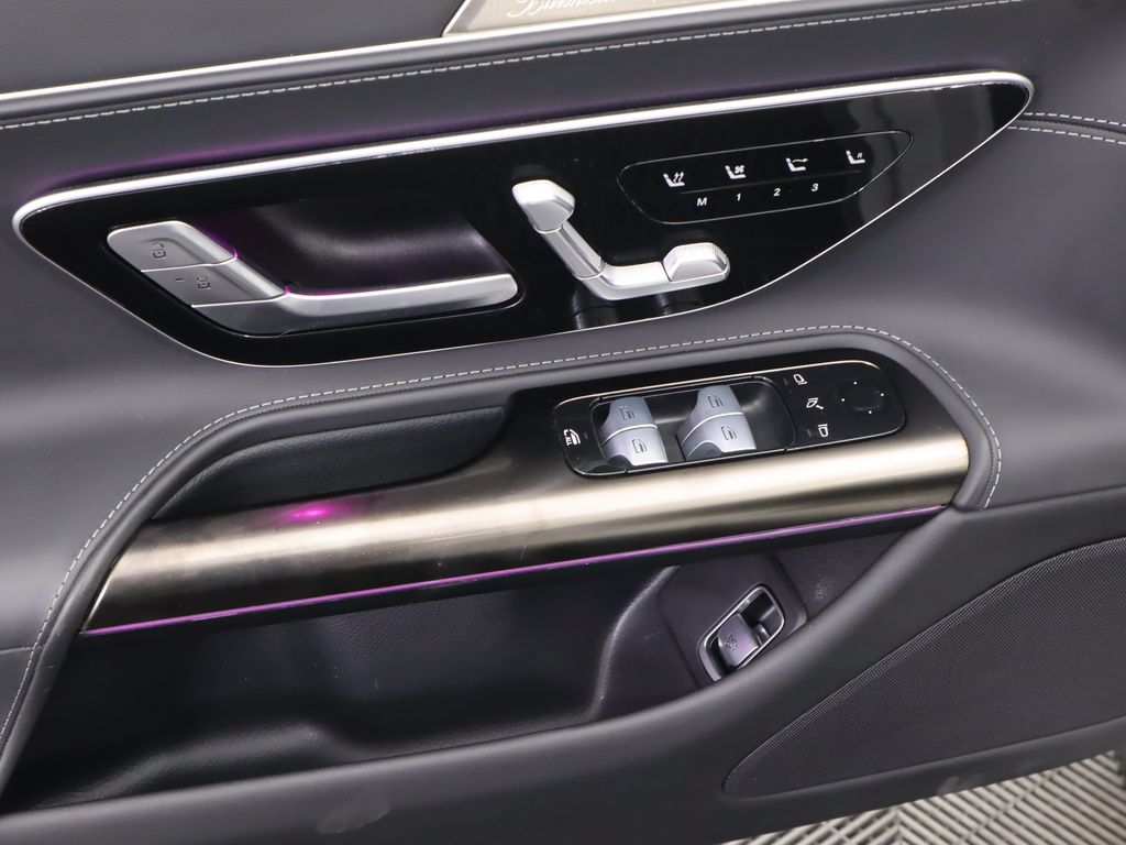 Thumbnail: 2022 Mercedes-Benz SL-Class - 31