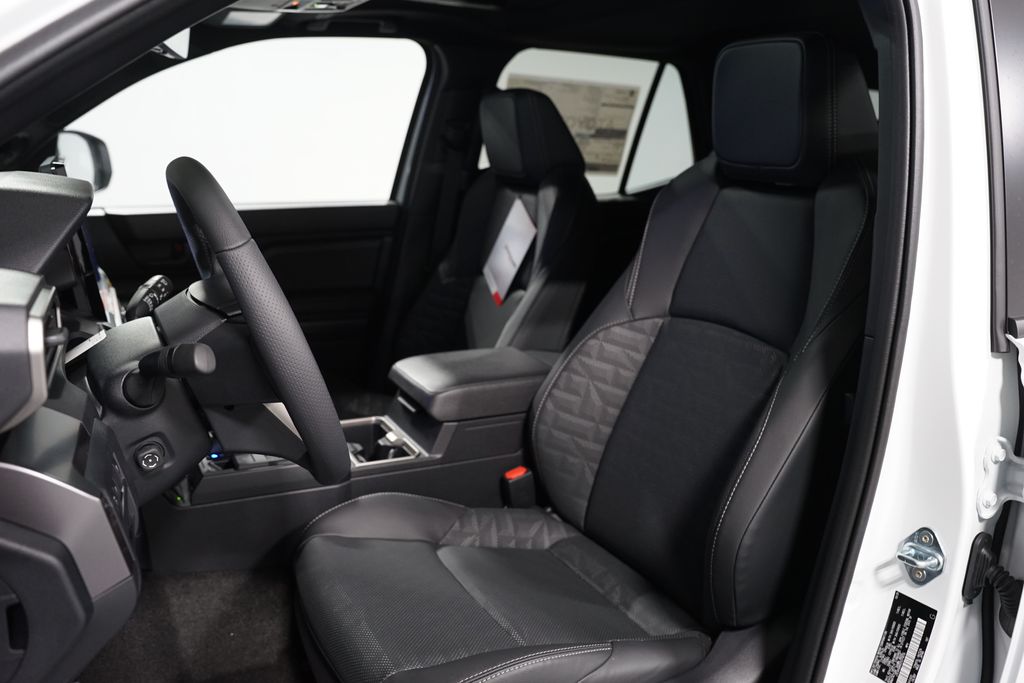 Thumbnail: 2025 Toyota 4Runner - 31