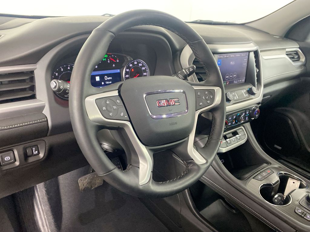 2023 GMC Acadia SLT 10