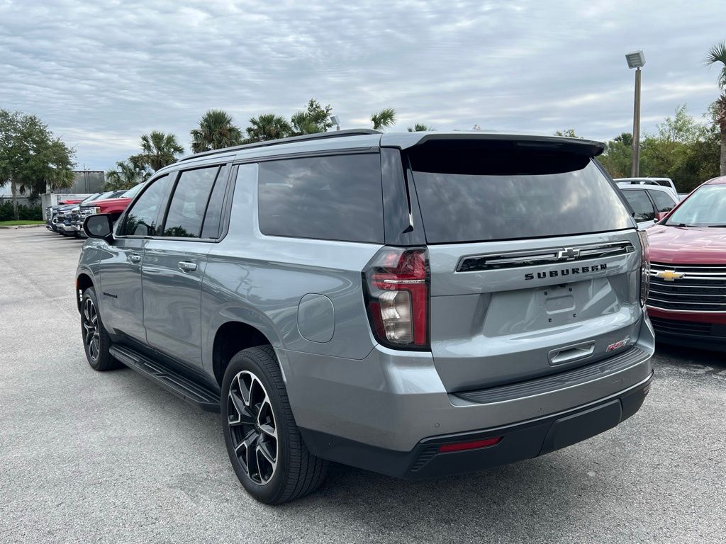 2023 Chevrolet Suburban RST 4