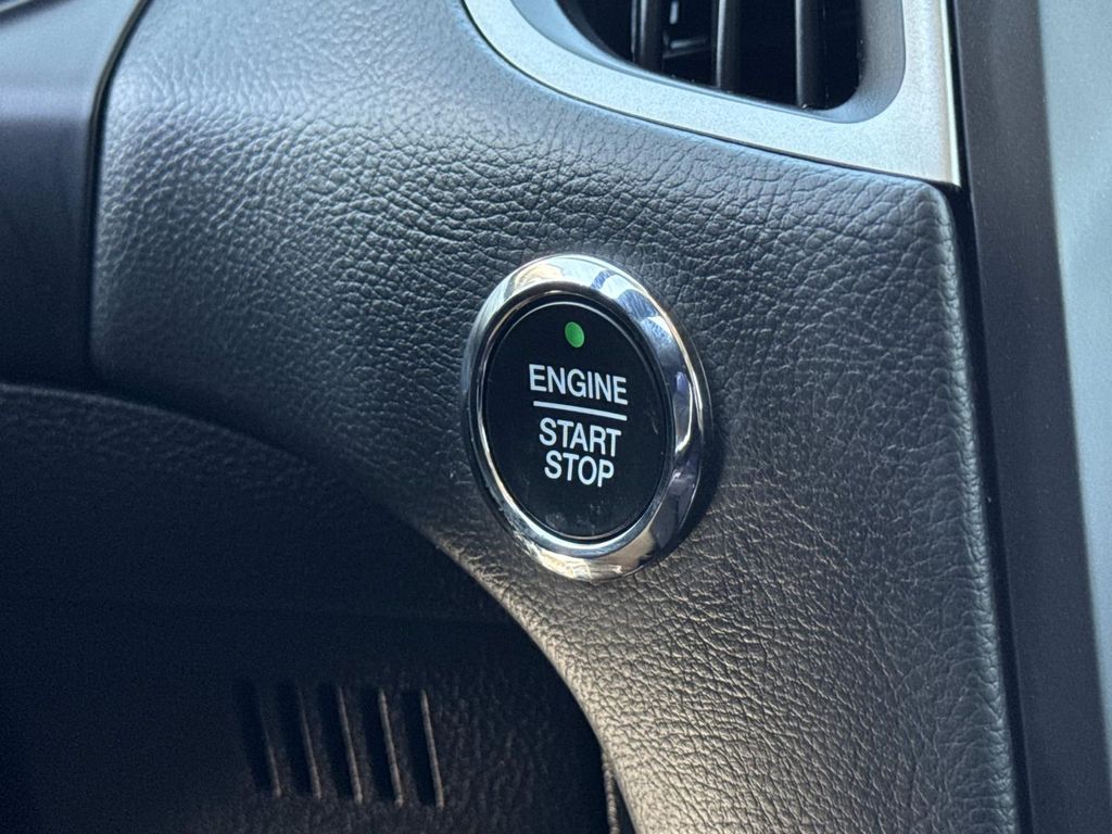 Used 2023 Ford Edge SEL 4D Sport Utility