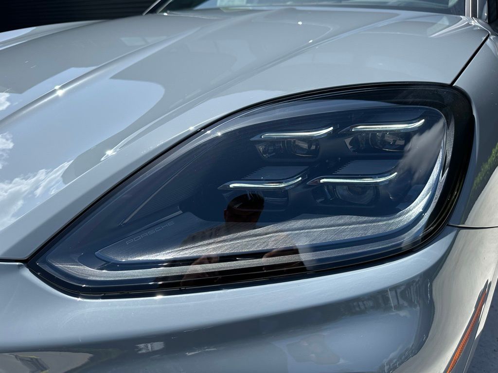 Thumbnail: 2025 Porsche Cayenne - 13