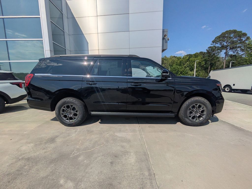 2026 Ford Expedition Max Active MAX