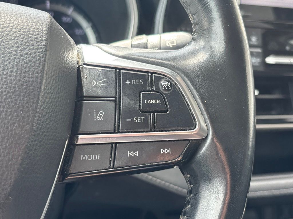 Used 2021 Toyota Highlander SUV