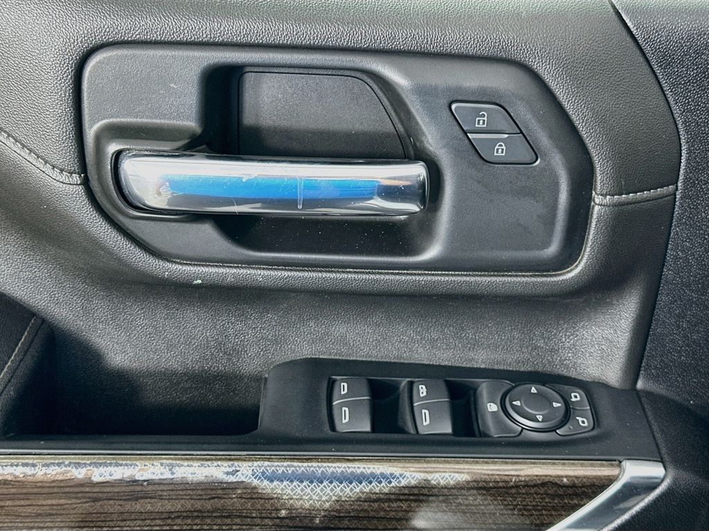 Thumbnail: 2023 Chevrolet Silverado 2500 - 17