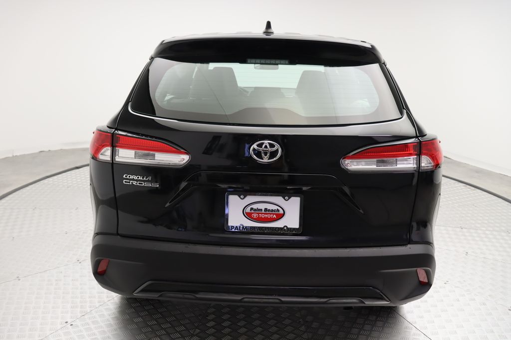 Thumbnail: 2024 Toyota Corolla Cross - 10