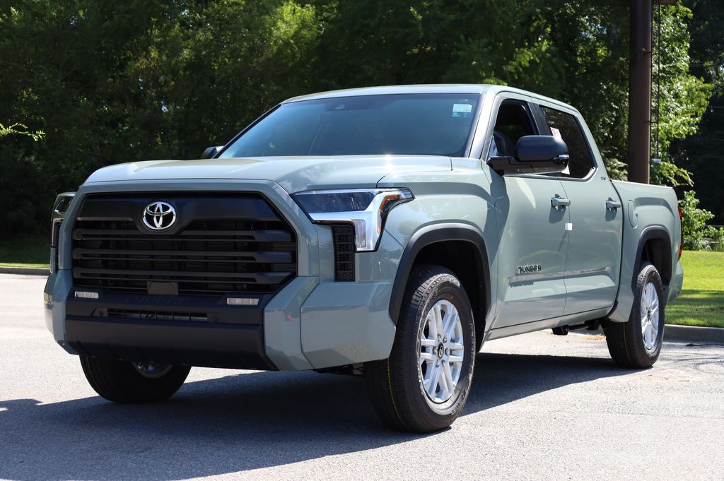 2026 Toyota Tundra SR CrewMax photo 2
