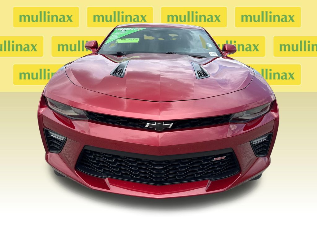 Used 2016 Red Chevrolet SS image 11