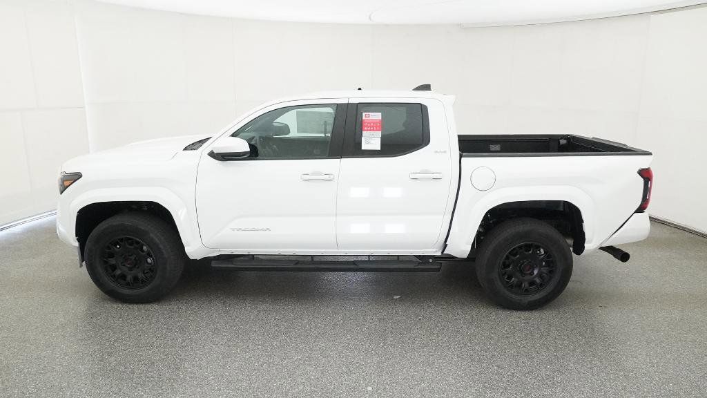 Thumbnail: 2025 Toyota Tacoma - 31