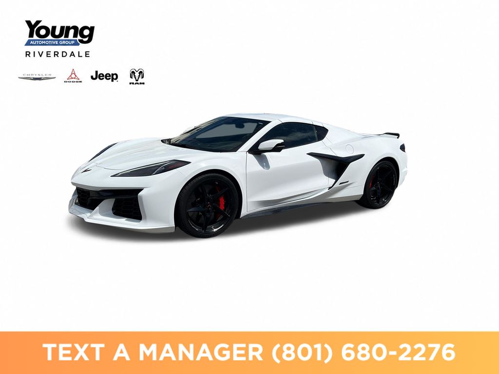 Arctic White 2025 Chevrolet Corvette Coupe Rear-Wheel Drive 8-Speed Dual Clutch