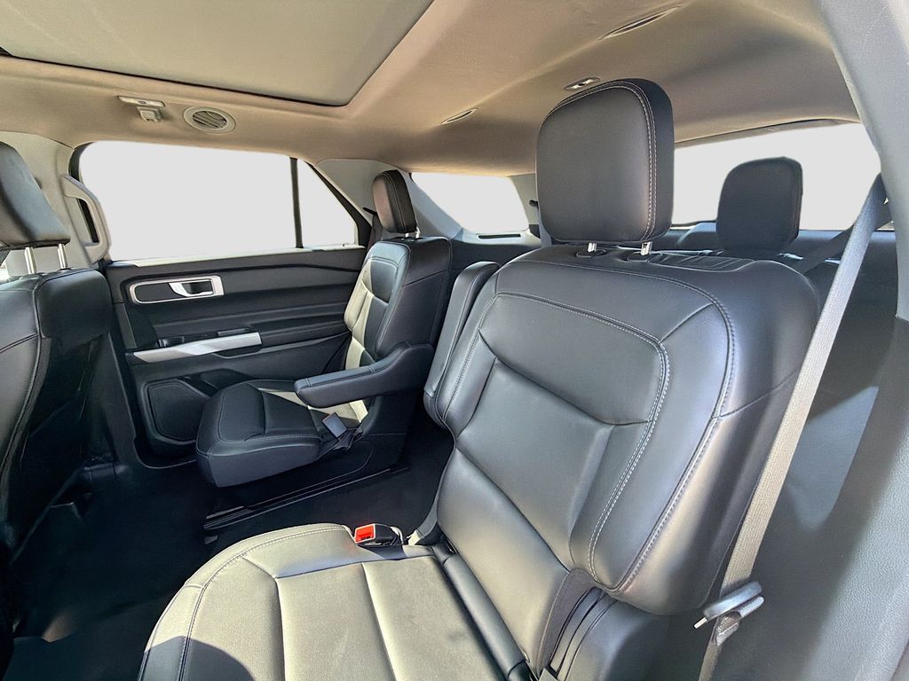 Used 2022 Black Ford XLT image 24