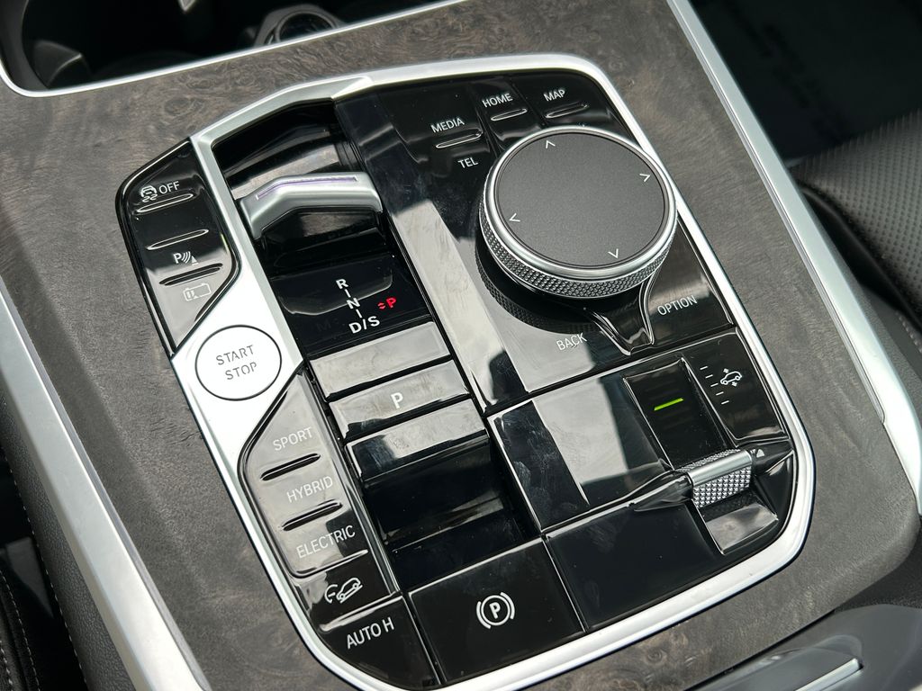 Thumbnail: 2024 BMW X5 - 28