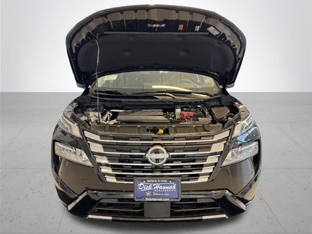 2025 Nissan Rogue Platinum