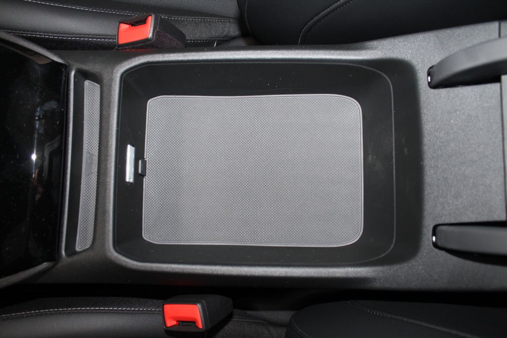 Thumbnail: 2026 Audi A6 - 15