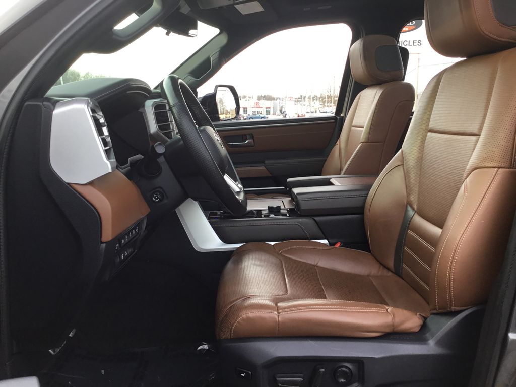 Thumbnail: 2023 Toyota Tundra - 14