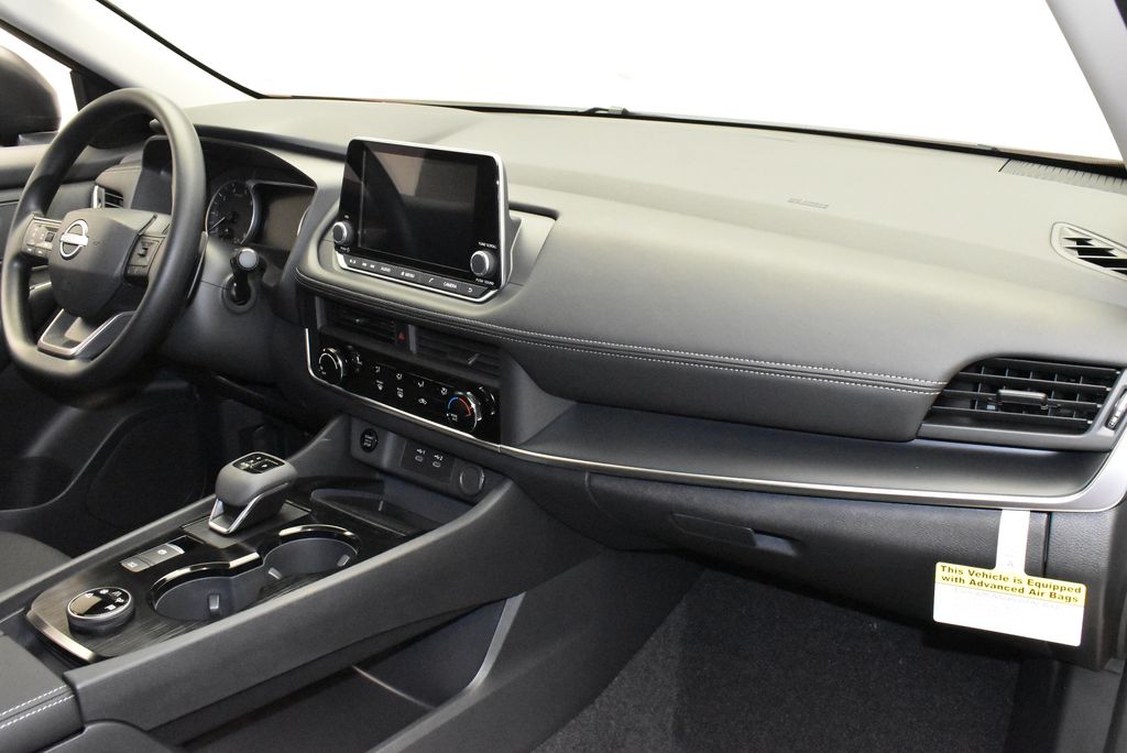 Thumbnail: 2026 Nissan Rogue - 24