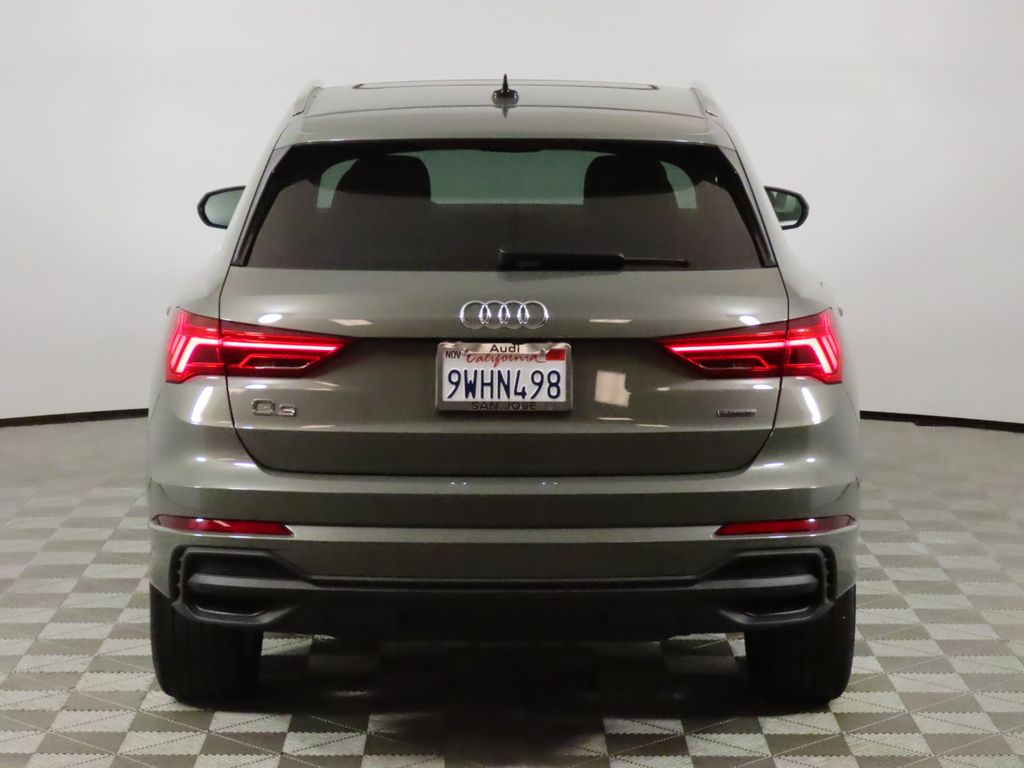 Thumbnail: 2025 Audi Q3 - 4