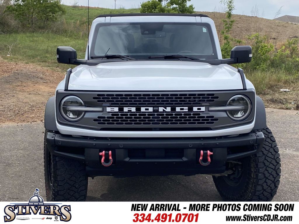 2022 Oxford White Ford Bronco Badlands 4X4 SUV