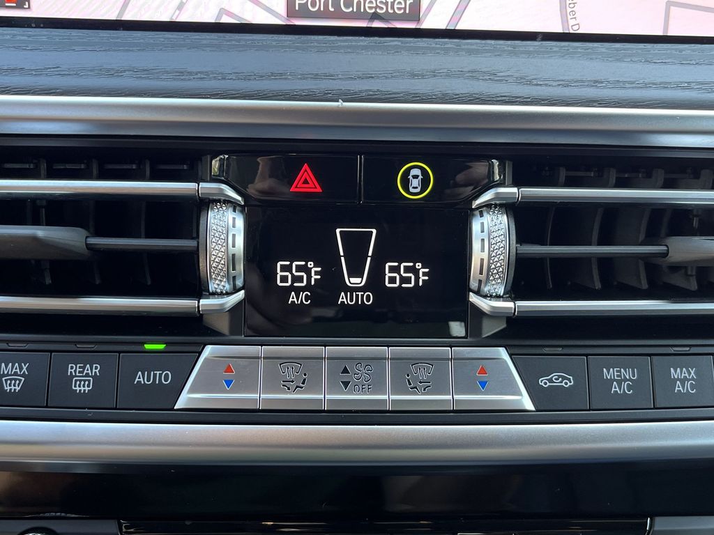 Thumbnail: 2023 BMW X4 - 19