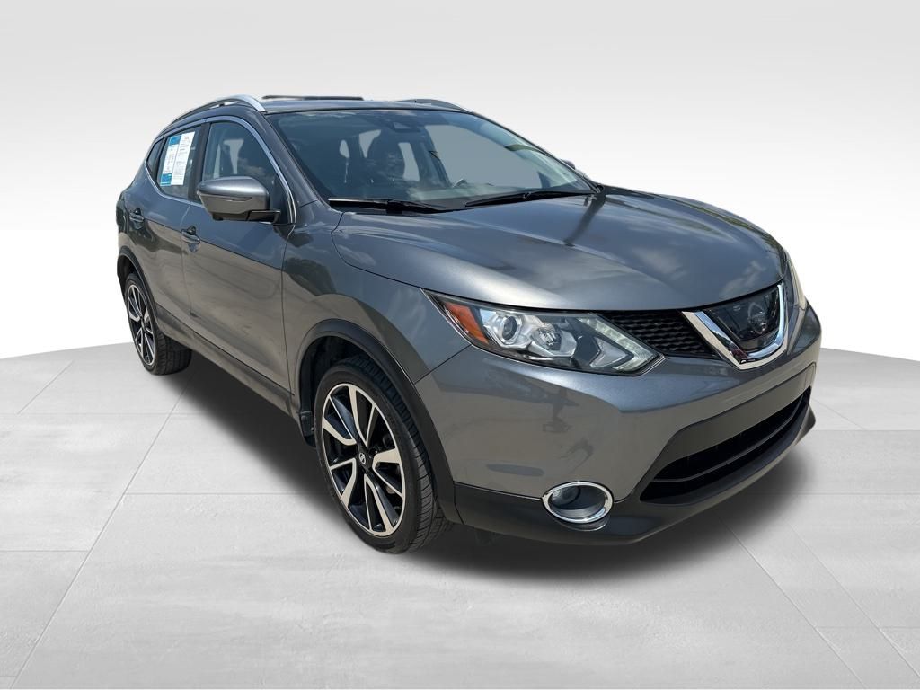 2017 Gun Metallic Nissan Rogue Sport SL FWD SUV