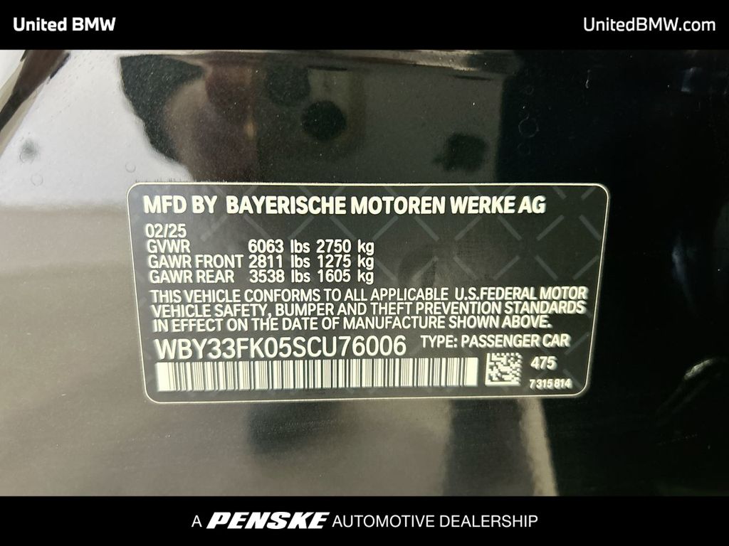 2025 BMW i5 eDrive40 24