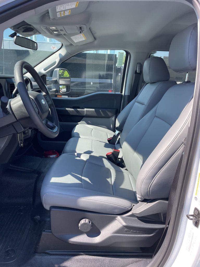 2026 Ford F-350 Chassis XL